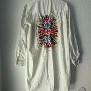 Boho Jane Shirt Small White Embroidered Floral Poplin Boxy Hippie Long Line
